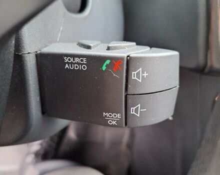 Белый Рено Сандеро СтэпВэй, объемом двигателя 1.46 л и пробегом 136 тыс. км за 9950 $, фото 40 на Automoto.ua