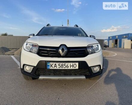 Білий Рено Сандеро СтепВей, об'ємом двигуна 1.46 л та пробігом 200 тис. км за 8500 $, фото 1 на Automoto.ua