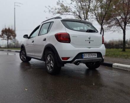 Белый Рено Сандеро СтэпВэй, объемом двигателя 1.46 л и пробегом 136 тыс. км за 9950 $, фото 4 на Automoto.ua