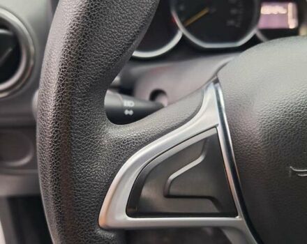 Белый Рено Сандеро СтэпВэй, объемом двигателя 1.46 л и пробегом 136 тыс. км за 9950 $, фото 35 на Automoto.ua