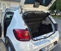 Белый Рено Сандеро СтэпВэй, объемом двигателя 1.5 л и пробегом 83 тыс. км за 11600 $, фото 7 на Automoto.ua