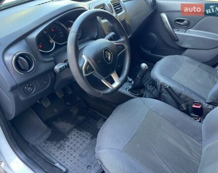 Белый Рено Сандеро СтэпВэй, объемом двигателя 1.46 л и пробегом 130 тыс. км за 10200 $, фото 29 на Automoto.ua