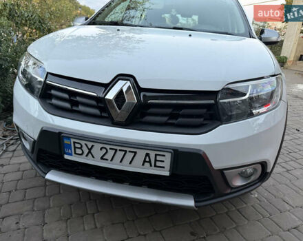 Білий Рено Сандеро СтепВей, об'ємом двигуна 1.46 л та пробігом 120 тис. км за 9700 $, фото 13 на Automoto.ua