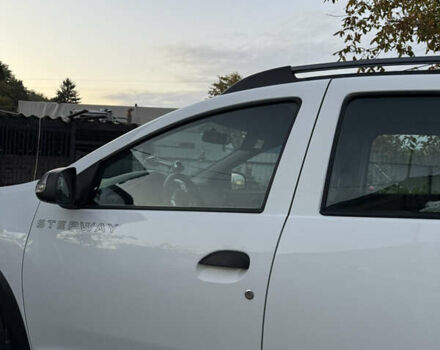 Білий Рено Сандеро СтепВей, об'ємом двигуна 1.46 л та пробігом 120 тис. км за 9700 $, фото 16 на Automoto.ua