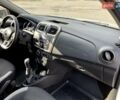 Білий Рено Сандеро СтепВей, об'ємом двигуна 0.9 л та пробігом 86 тис. км за 10499 $, фото 12 на Automoto.ua
