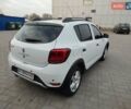 Білий Рено Сандеро СтепВей, об'ємом двигуна 1.5 л та пробігом 178 тис. км за 10400 $, фото 9 на Automoto.ua