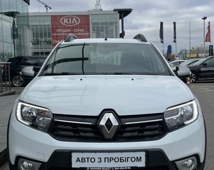 Белый Рено Сандеро СтэпВэй, объемом двигателя 0.9 л и пробегом 110 тыс. км за 7522 $, фото 2 на Automoto.ua
