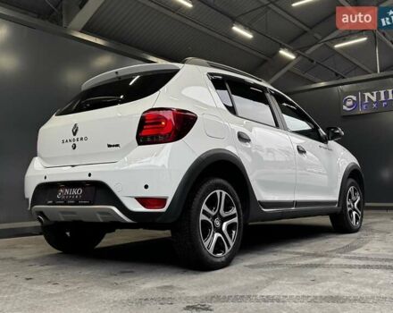 Белый Рено Сандеро СтэпВэй, объемом двигателя 0.9 л и пробегом 39 тыс. км за 11900 $, фото 15 на Automoto.ua