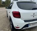 Белый Рено Сандеро СтэпВэй, объемом двигателя 1.46 л и пробегом 100 тыс. км за 12800 $, фото 9 на Automoto.ua