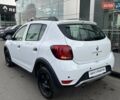 Білий Рено Сандеро СтепВей, об'ємом двигуна 0.9 л та пробігом 99 тис. км за 7879 $, фото 7 на Automoto.ua