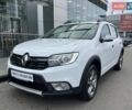 Белый Рено Сандеро СтэпВэй, объемом двигателя 0.9 л и пробегом 110 тыс. км за 7522 $, фото 1 на Automoto.ua