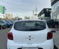 Білий Рено Сандеро СтепВей, об'ємом двигуна 0.9 л та пробігом 99 тис. км за 7879 $, фото 6 на Automoto.ua