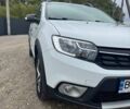 Белый Рено Сандеро СтэпВэй, объемом двигателя 1.46 л и пробегом 100 тыс. км за 12800 $, фото 2 на Automoto.ua