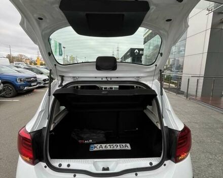 Белый Рено Сандеро СтэпВэй, объемом двигателя 0.9 л и пробегом 110 тыс. км за 7522 $, фото 10 на Automoto.ua