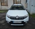 Білий Рено Сандеро СтепВей, об'ємом двигуна 0.9 л та пробігом 105 тис. км за 8900 $, фото 1 на Automoto.ua