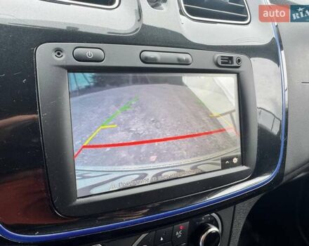 Белый Рено Сандеро СтэпВэй, объемом двигателя 1.46 л и пробегом 100 тыс. км за 12800 $, фото 18 на Automoto.ua