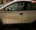 Білий Рено Сандеро СтепВей, об'ємом двигуна 0.9 л та пробігом 30 тис. км за 12500 $, фото 1 на Automoto.ua