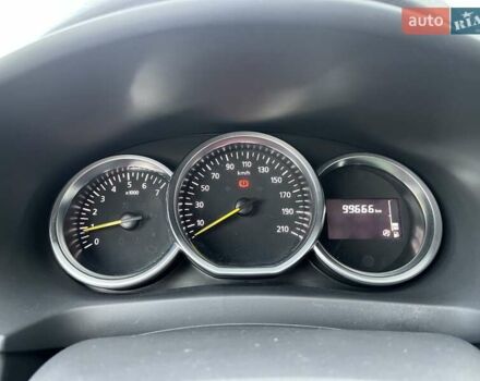 Білий Рено Сандеро СтепВей, об'ємом двигуна 0.9 л та пробігом 99 тис. км за 7879 $, фото 21 на Automoto.ua