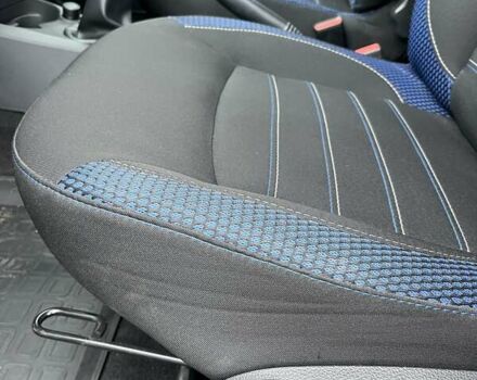 Білий Рено Сандеро СтепВей, об'ємом двигуна 0.9 л та пробігом 99 тис. км за 7879 $, фото 17 на Automoto.ua