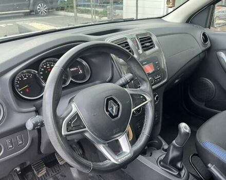 Білий Рено Сандеро СтепВей, об'ємом двигуна 0.9 л та пробігом 99 тис. км за 7879 $, фото 14 на Automoto.ua