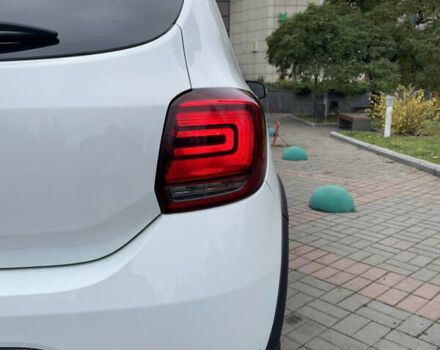 Белый Рено Сандеро СтэпВэй, объемом двигателя 1.46 л и пробегом 66 тыс. км за 12300 $, фото 29 на Automoto.ua