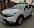 Белый Рено Сандеро СтэпВэй, объемом двигателя 1.46 л и пробегом 135 тыс. км за 12350 $, фото 1 на Automoto.ua