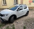 Білий Рено Сандеро СтепВей, об'ємом двигуна 0.9 л та пробігом 35 тис. км за 11500 $, фото 7 на Automoto.ua