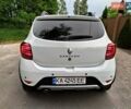 Белый Рено Сандеро СтэпВэй, объемом двигателя 1.46 л и пробегом 135 тыс. км за 12350 $, фото 6 на Automoto.ua