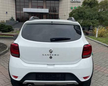 Белый Рено Сандеро СтэпВэй, объемом двигателя 1.46 л и пробегом 66 тыс. км за 12300 $, фото 6 на Automoto.ua