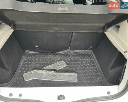 Белый Рено Сандеро СтэпВэй, объемом двигателя 1.46 л и пробегом 66 тыс. км за 12300 $, фото 21 на Automoto.ua