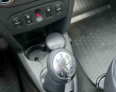 Білий Рено Сандеро СтепВей, об'ємом двигуна 0.9 л та пробігом 79 тис. км за 8164 $, фото 20 на Automoto.ua