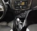 Белый Рено Сандеро СтэпВэй, объемом двигателя 0.9 л и пробегом 83 тыс. км за 8500 $, фото 7 на Automoto.ua