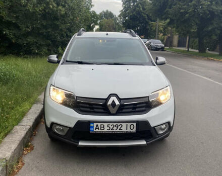 Білий Рено Сандеро СтепВей, об'ємом двигуна 1.46 л та пробігом 129 тис. км за 13500 $, фото 3 на Automoto.ua