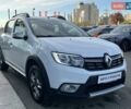 Білий Рено Сандеро СтепВей, об'ємом двигуна 0.9 л та пробігом 79 тис. км за 8164 $, фото 3 на Automoto.ua