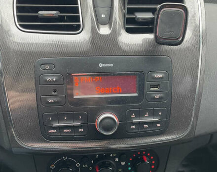 Белый Рено Сандеро СтэпВэй, объемом двигателя 1.46 л и пробегом 66 тыс. км за 12300 $, фото 14 на Automoto.ua