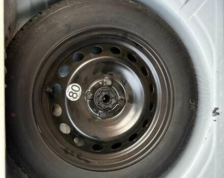 Рено Сандеро СтепВей 2021 у Запоріжжя на Automoto.ua Білий Рено Сандеро СтепВей, об'ємом двигуна 0.9 л та пробігом 110 тис. км за 10699 $, фото 28 на Automoto.ua