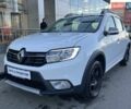 Білий Рено Сандеро СтепВей, об'ємом двигуна 0.9 л та пробігом 77 тис. км за 7974 $, фото 1 на Automoto.ua