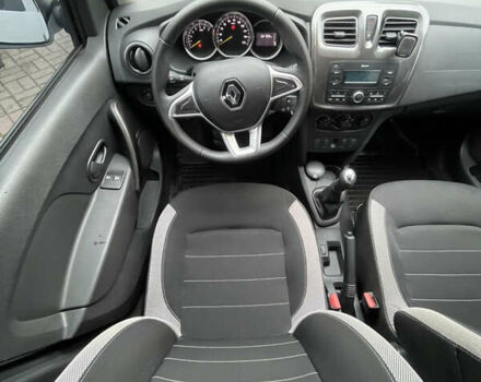 Белый Рено Сандеро СтэпВэй, объемом двигателя 1.46 л и пробегом 66 тыс. км за 12300 $, фото 12 на Automoto.ua