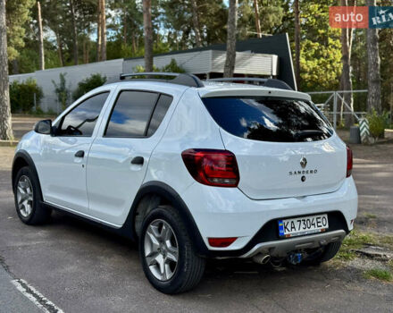 Рено Сандеро СтэпВэй 2021 в Виннице на Automoto.ua Белый Рено Сандеро СтэпВэй, объемом двигателя 1.46 л и пробегом 74 тыс. км за 10999 $, фото 5 на Automoto.ua