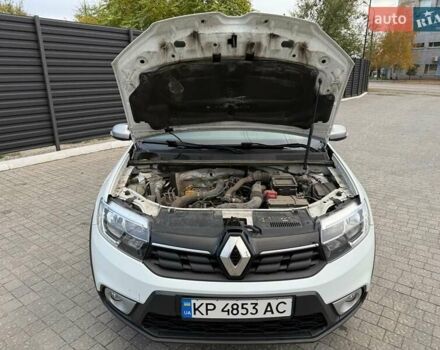 Рено Сандеро СтепВей 2021 у Запоріжжя на Automoto.ua Білий Рено Сандеро СтепВей, об'ємом двигуна 0.9 л та пробігом 110 тис. км за 10699 $, фото 25 на Automoto.ua