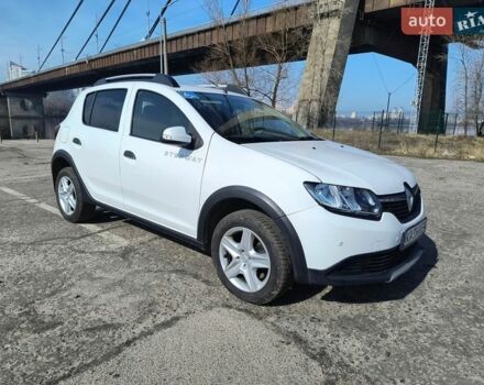 Белый Рено Сандеро СтэпВэй, объемом двигателя 1.46 л и пробегом 165 тыс. км за 6800 $, фото 1 на Automoto.ua