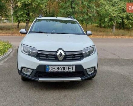 Білий Рено Сандеро СтепВей, об'ємом двигуна 0.9 л та пробігом 140 тис. км за 8800 $, фото 1 на Automoto.ua