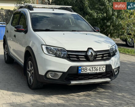 Білий Рено Сандеро СтепВей, об'ємом двигуна 1.46 л та пробігом 110 тис. км за 10400 $, фото 1 на Automoto.ua