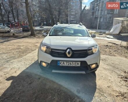 Белый Рено Сандеро СтэпВэй, объемом двигателя 1.5 л и пробегом 87 тыс. км за 11850 $, фото 1 на Automoto.ua