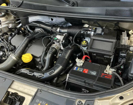 Бежевий Рено Сандеро СтепВей, об'ємом двигуна 1.46 л та пробігом 80 тис. км за 10500 $, фото 19 на Automoto.ua