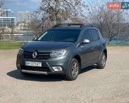 Бежевый Рено Сандеро СтэпВэй, объемом двигателя 0.9 л и пробегом 78 тыс. км за 7800 $, фото 1 на Automoto.ua