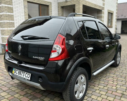 Черный Рено Сандеро СтэпВэй, объемом двигателя 1.6 л и пробегом 98 тыс. км за 7450 $, фото 5 на Automoto.ua