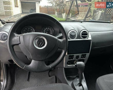 Черный Рено Сандеро СтэпВэй, объемом двигателя 1.6 л и пробегом 98 тыс. км за 7450 $, фото 9 на Automoto.ua