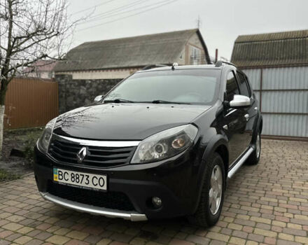 Черный Рено Сандеро СтэпВэй, объемом двигателя 1.6 л и пробегом 98 тыс. км за 7450 $, фото 1 на Automoto.ua