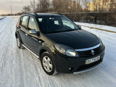 Чорний Рено Сандеро СтепВей, об'ємом двигуна 1.6 л та пробігом 34 тис. км за 7900 $, фото 1 на Automoto.ua